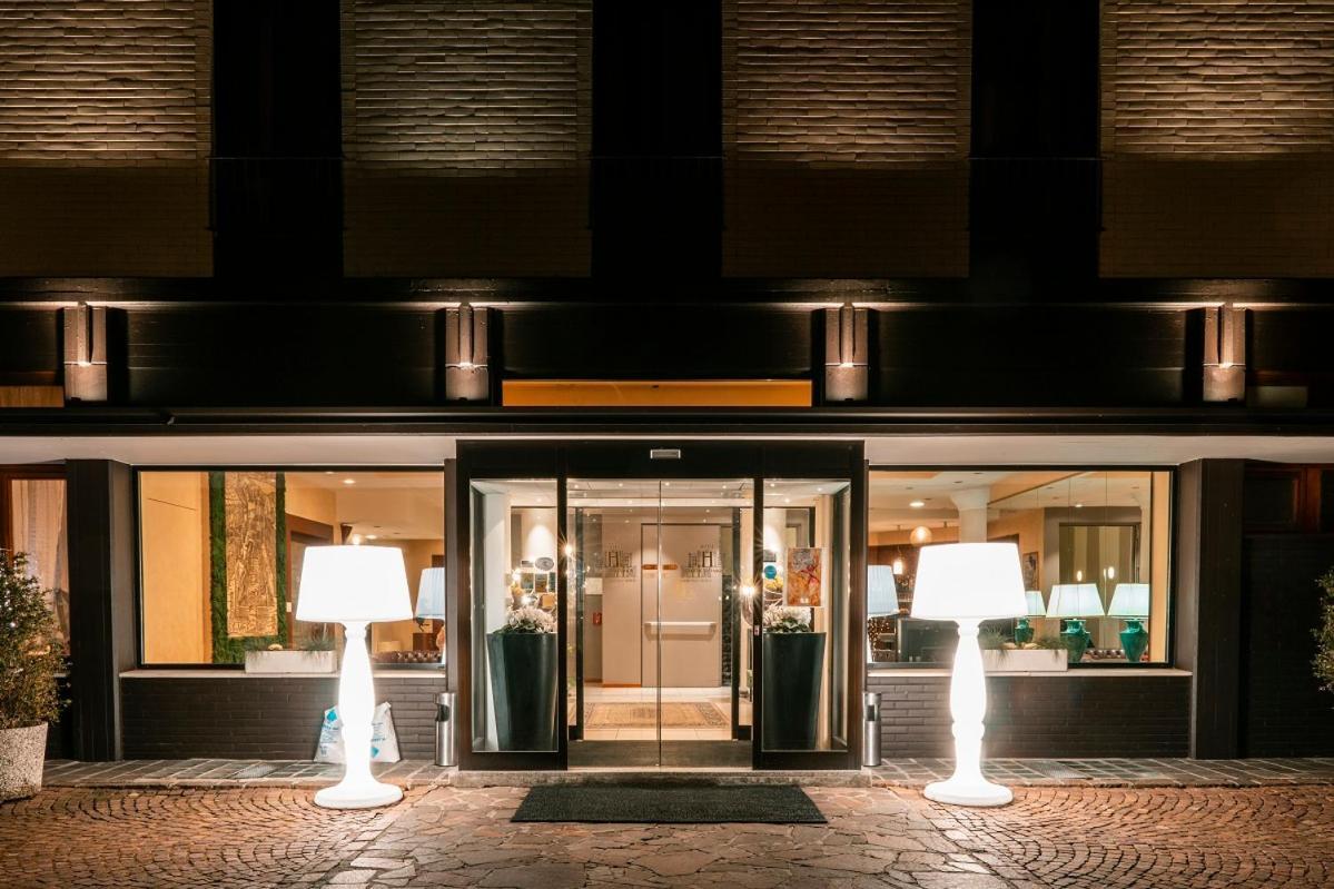 Hotel Terme Salvarola Сасуоло Екстериор снимка