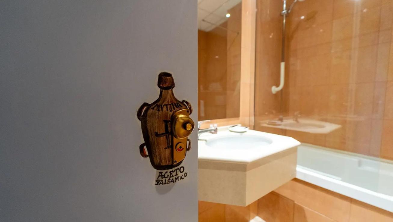 Hotel Terme Salvarola Сасуоло Екстериор снимка
