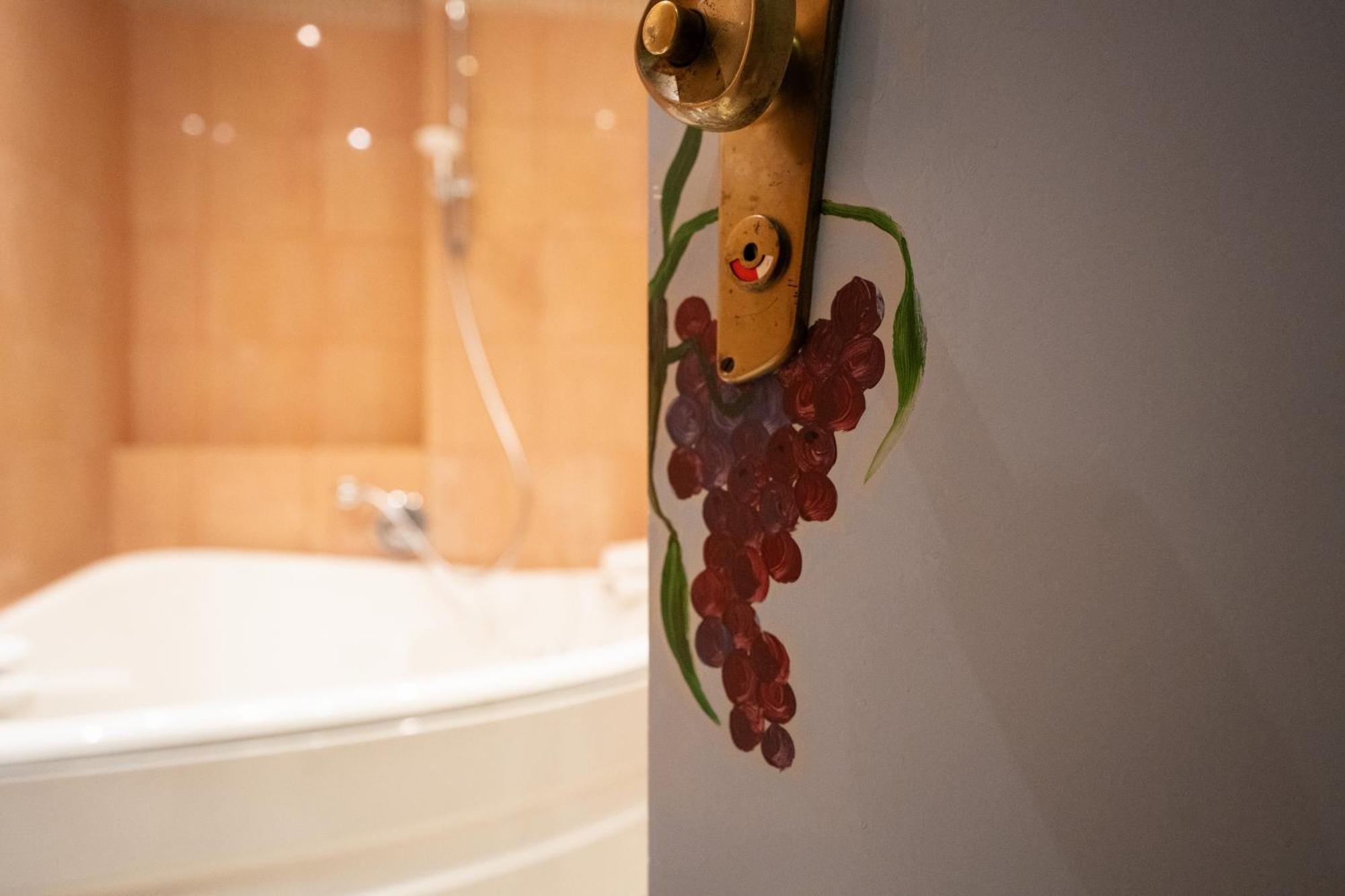 Hotel Terme Salvarola Сасуоло Екстериор снимка