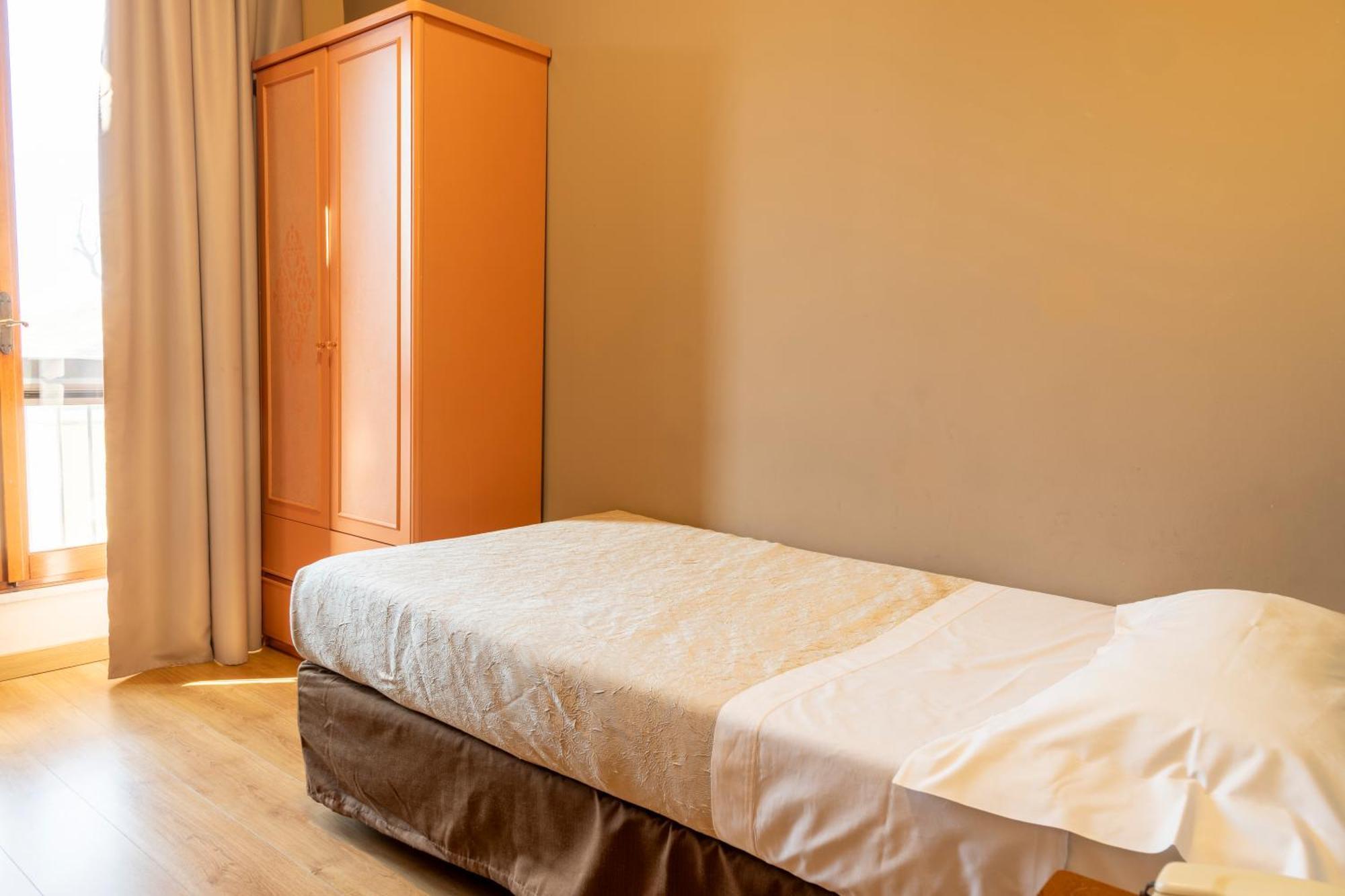 Hotel Terme Salvarola Сасуоло Екстериор снимка