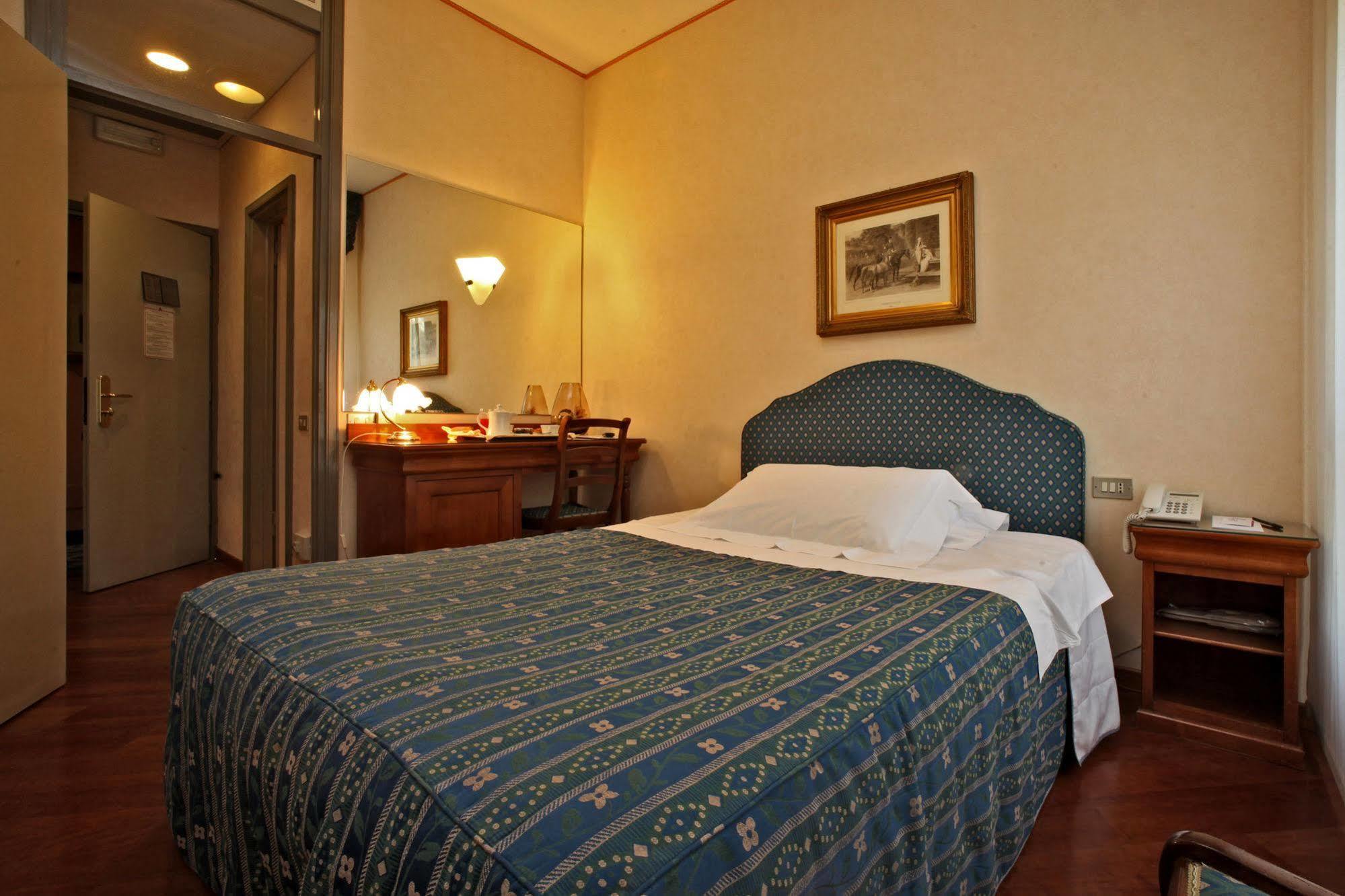 Hotel Terme Salvarola Сасуоло Екстериор снимка
